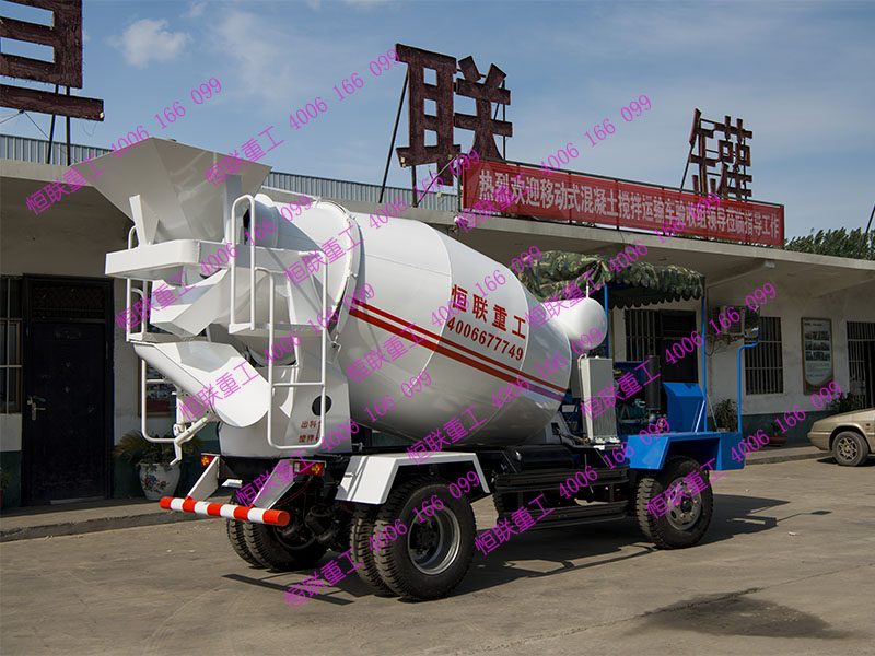 四不像水泥攪拌車(chē)